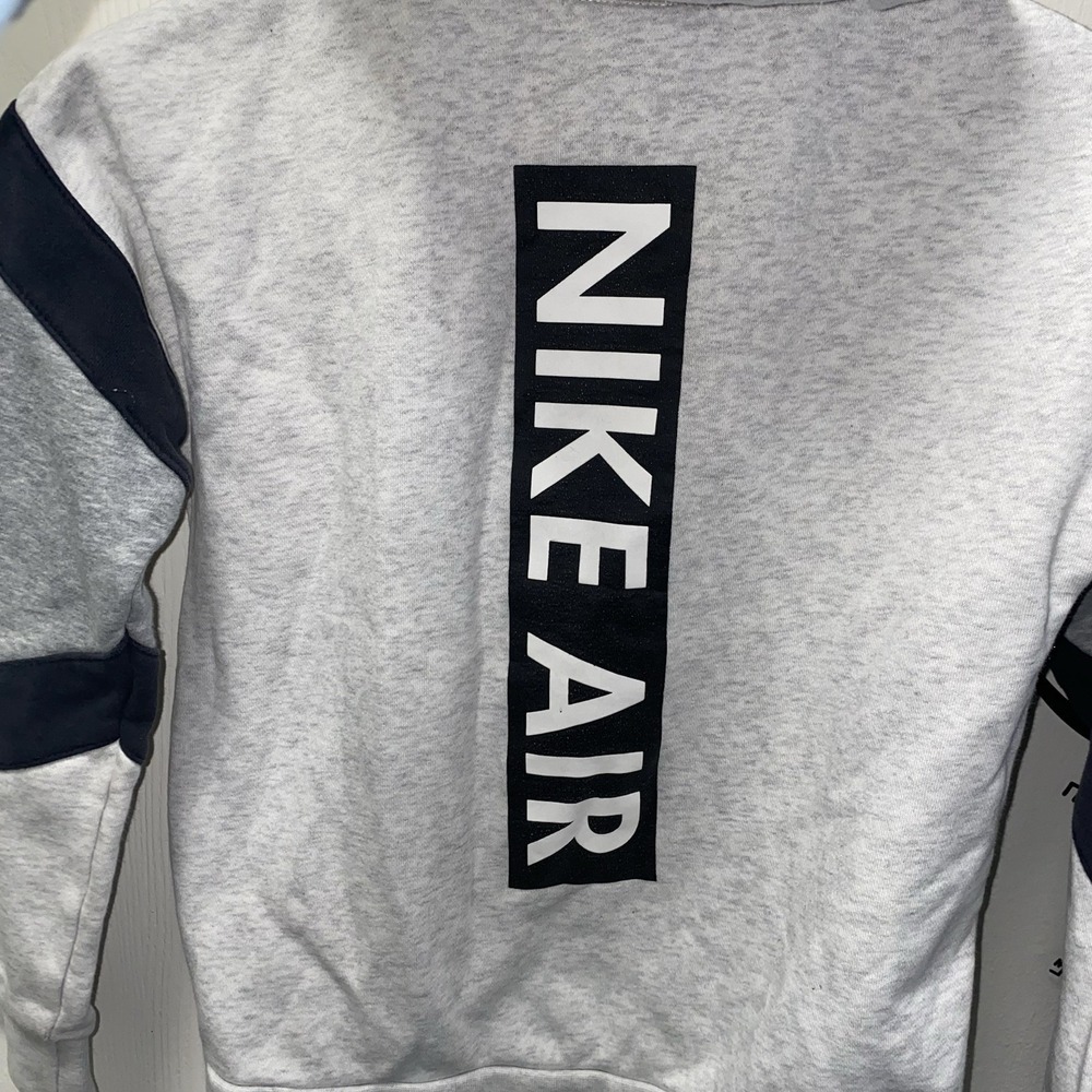 Vintage Nike Air Max 95 Grey Black Zip Up Hoodie Boys Size Medium - Picture 9 of 11